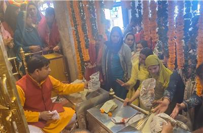 चैत्र नवरात्रि आज से, पहले दिन शिमला के काली बाड़ी मंदिर में उमड़ी भक्तों की भीड़, पढ़ें पूरी खबर..