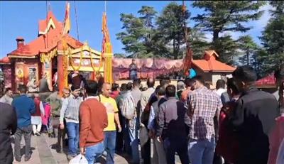 हनुमान जी के जन्मोत्सव पर शिमला के जाखू मंदिर में उमड़ा जनसैलाब, पढ़ें पूरी खबर..