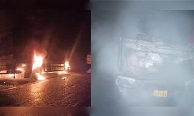 शिमला में ट्रक में लगी भीषण आग, भरी बरसात में जला सेब से लदा ट्रक, ड्राइवर-हेल्पर कूदकर बचे, पढ़ें पूरी खबर